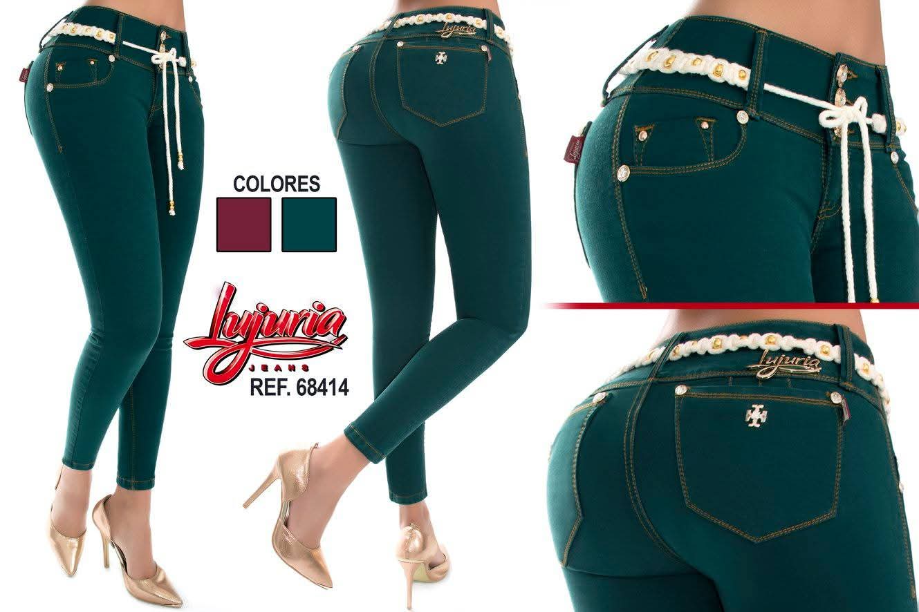 Jean Ultra Premium Bordado con acabado de Lujo.