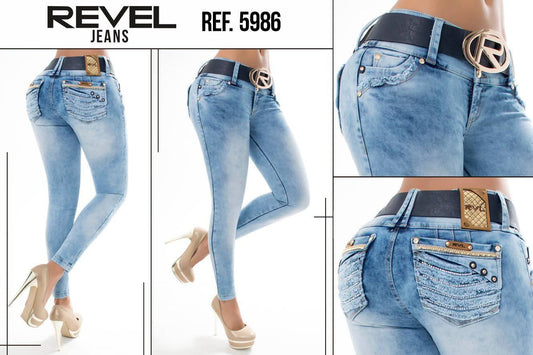 Jean Ultra Premium Bordado y Pedrería, con acabado de Lujo.