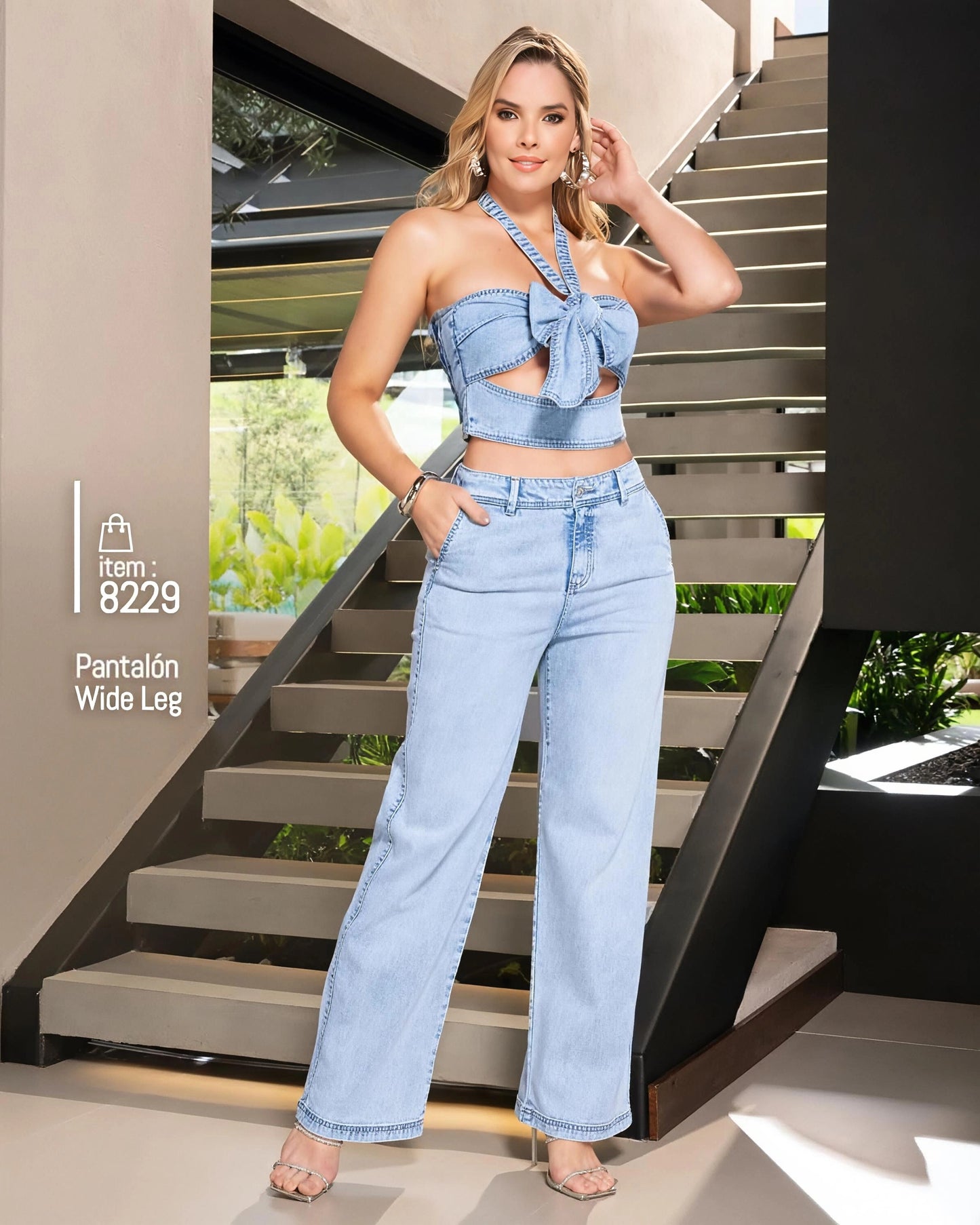 Nuevo Ingreso Conjunto Croop Top + Pantalón Mezclilla con Pedrería Jean Denim Premium, Alta Costura.