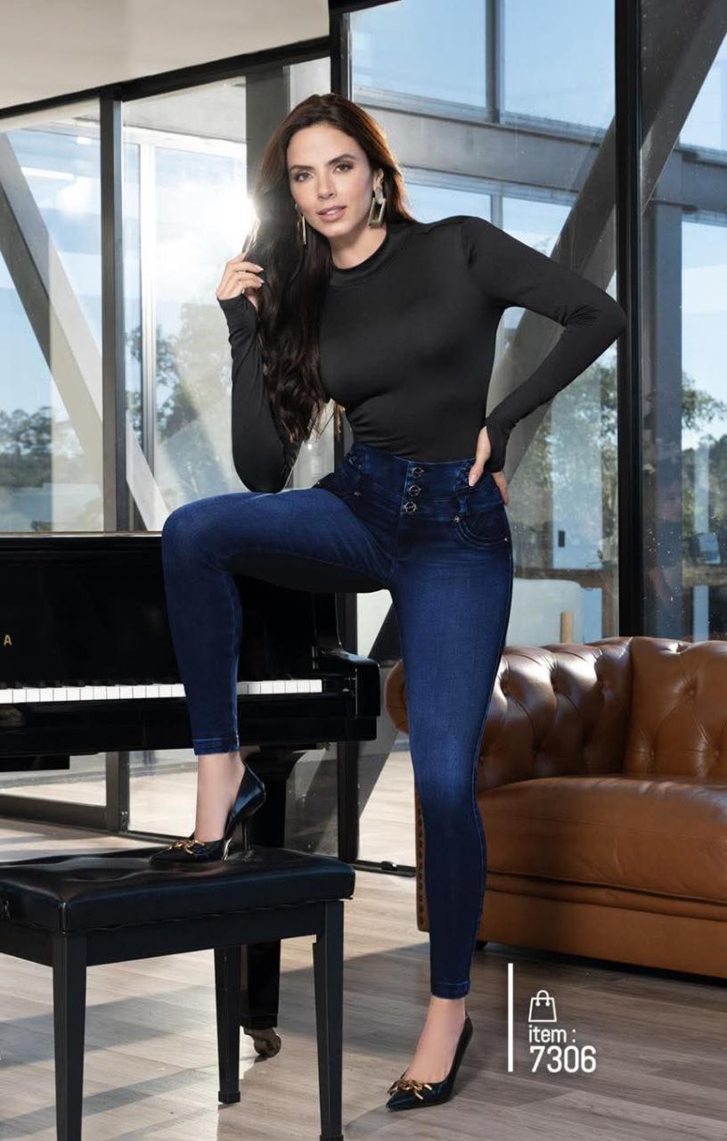 Jeans de Mezclilla - Confección Premium corte corazón - Denim Premium