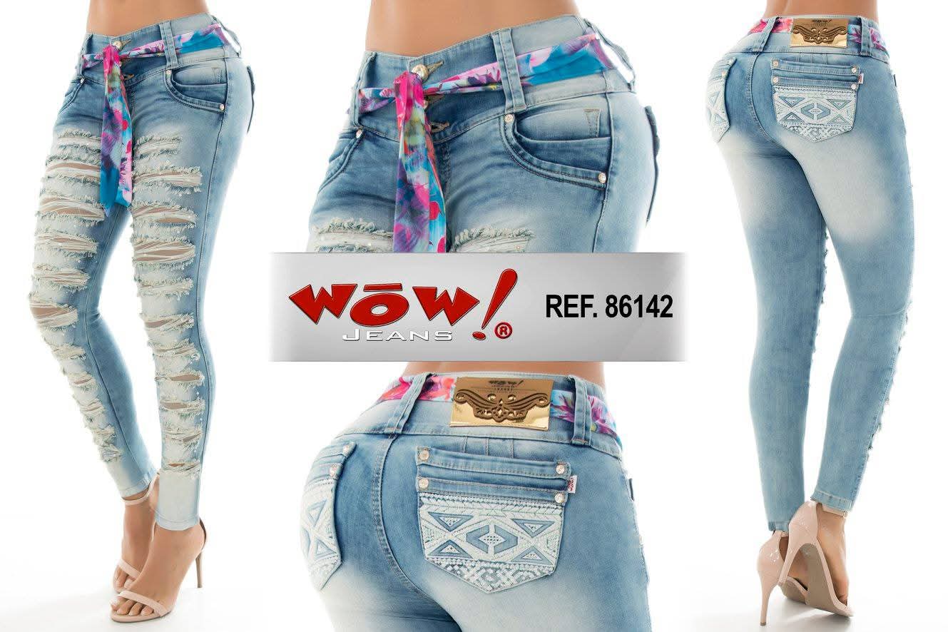 Jean Ultra Premium Bordado y Pedrería.