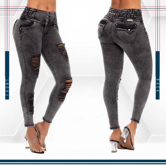 Jean Ultra Premium Bordado con acabado de Lujo.