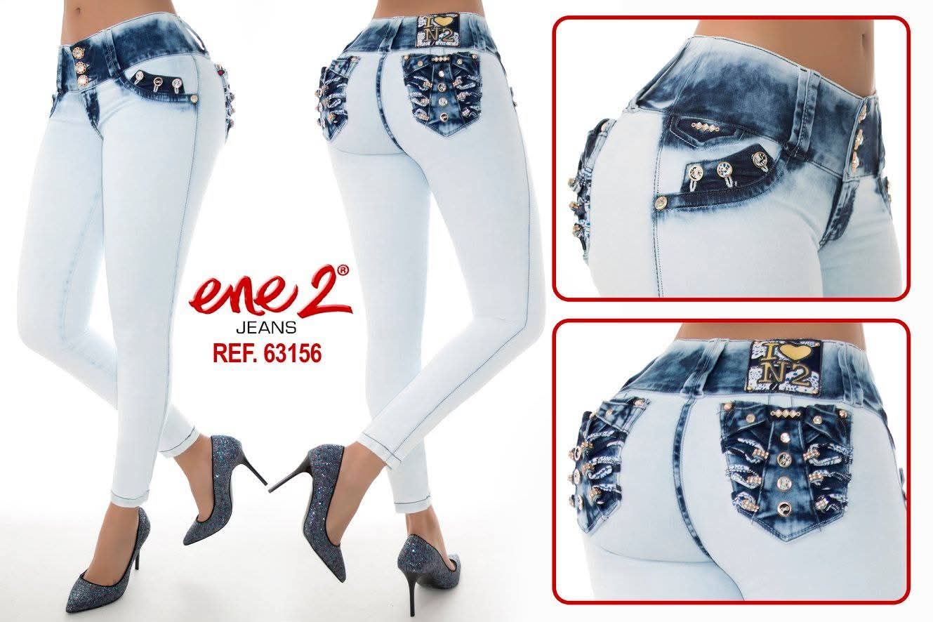 Jean Ultra Premium Bordado y Pedrería, con acabado de Lujo.